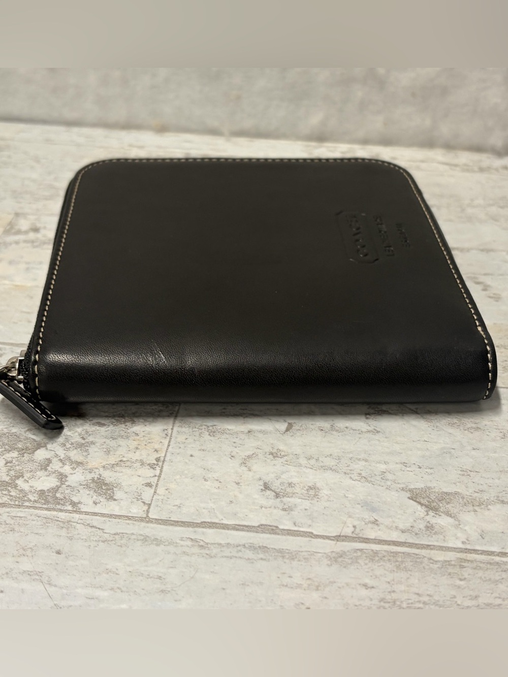 Coach CD DVD Carrying Case Holder Black Leather  Zip Storage Vintage Y2K - Picture 4 of 13